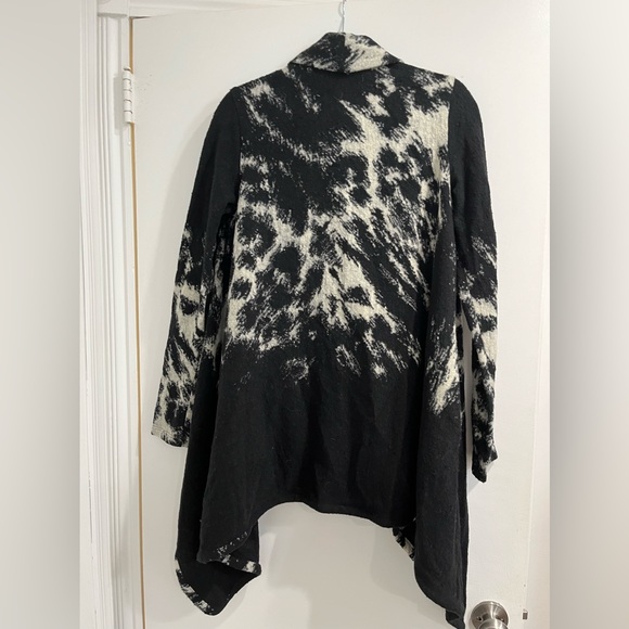 Yoana Baraschi Black/White Open Front Sweater Sz. XS - Picture 4 of 5